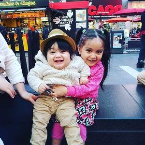 Meet your Posher, Dalia